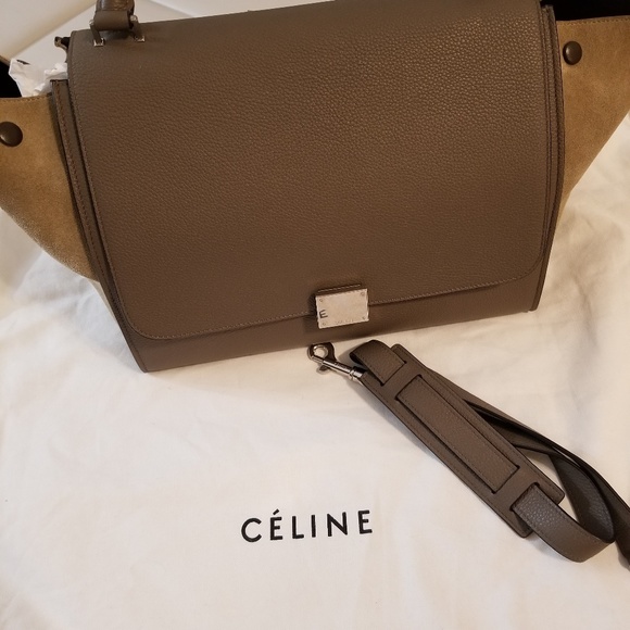 CELINE Suede Medium Trapeze - Picture 2 of 6